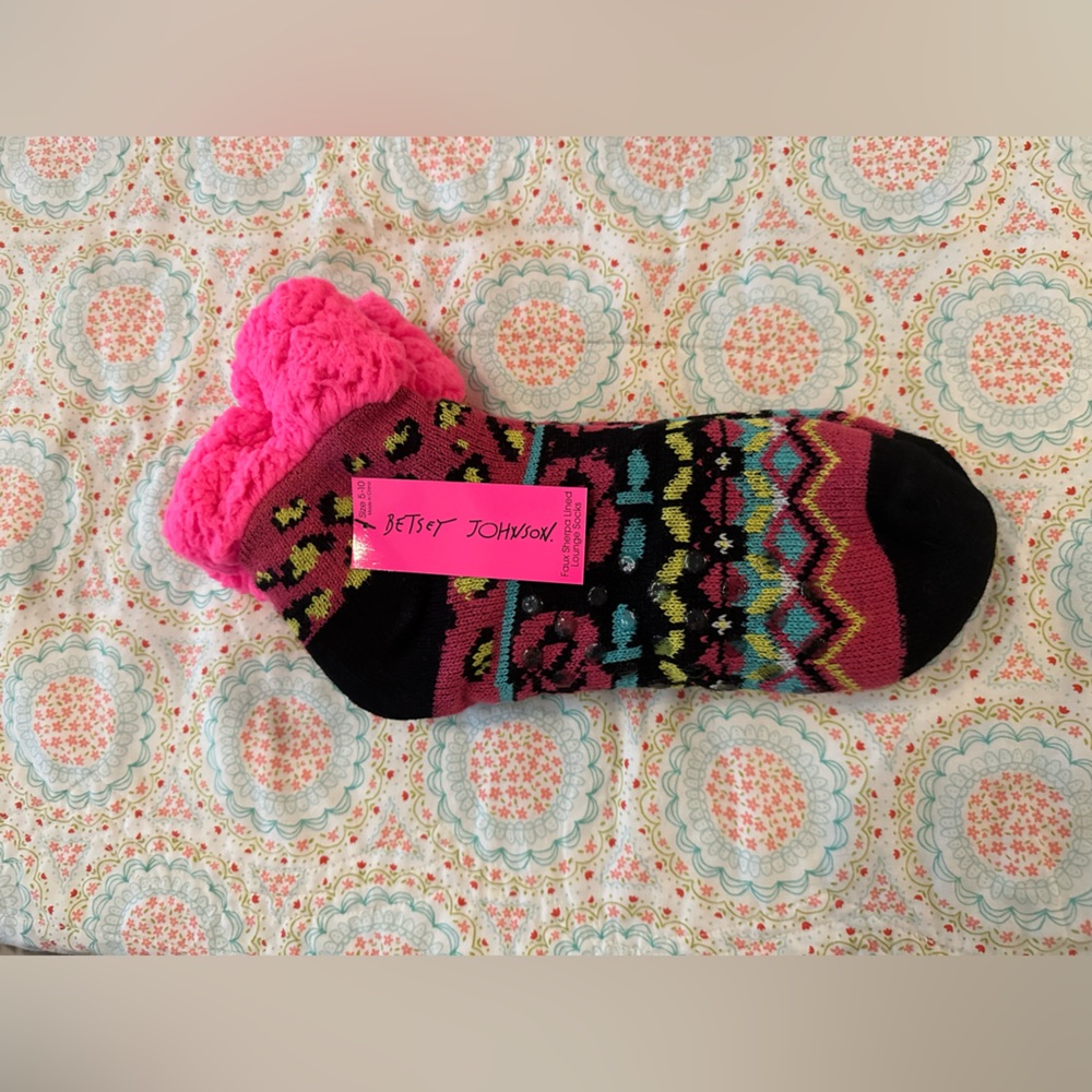Betsy Johnson lounge socks